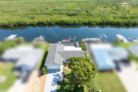 Casa en venta en Apollo Beach, Florida, 3 dormitorios, 196.3 m2 № 1810148 - foto 1