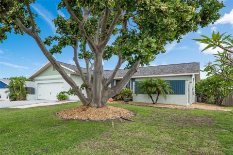 Casa en venta en Apollo Beach, Florida, 3 dormitorios, 196.3 m2 № 1810148 - foto 13