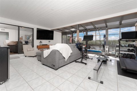 Casa en venta en Apollo Beach, Florida, 3 dormitorios, 196.3 m2 № 1810148 - foto 5