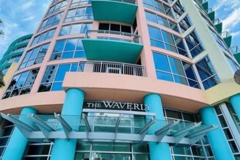 Condo in Orlando, Florida, 2 bedrooms  № 1916468 - photo 2
