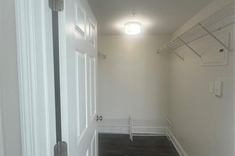 Condo in Orlando, Florida, 2 bedrooms  № 1916468 - photo 19