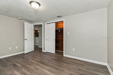 Villa ou maison à louer à New Port Richey, Floride: 3 chambres, 93.55 m2 № 2391059 - photo 11