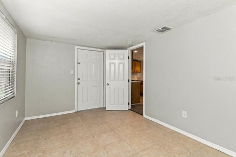 Villa ou maison à louer à New Port Richey, Floride: 3 chambres, 93.55 m2 № 2391059 - photo 9