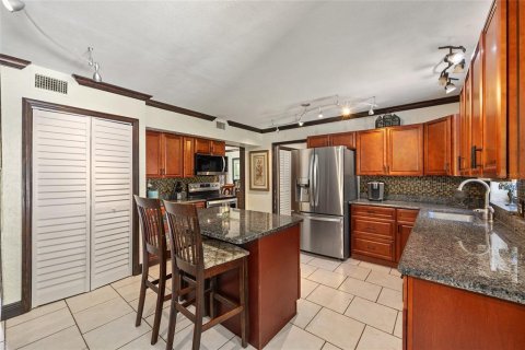 Casa en venta en Williston, Florida, 5 dormitorios, 201.6 m2 № 2196794 - foto 4