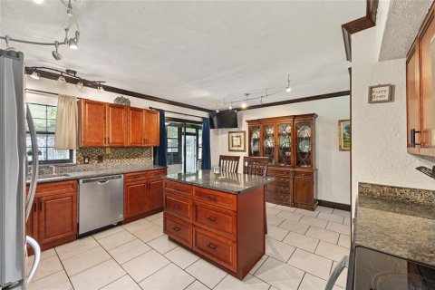 Casa en venta en Williston, Florida, 5 dormitorios, 201.6 m2 № 2196794 - foto 21