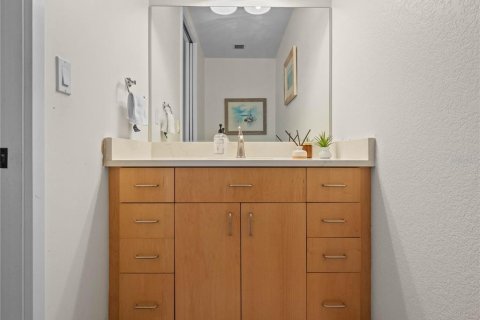 Condo in Orlando, Florida, 1 bedroom  № 1808417 - photo 17