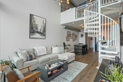 Condo in Orlando, Florida, 1 bedroom  № 1808417 - photo 13
