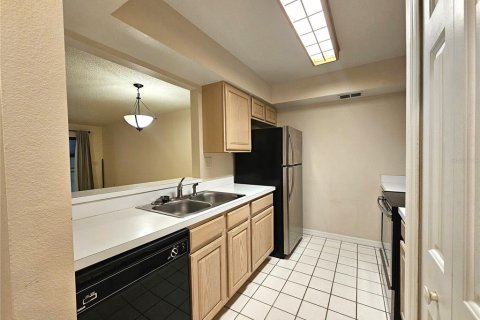 Townhouse in Winter Springs, Florida 3 bedrooms, 135.64 sq.m. № 1869778 - photo 4