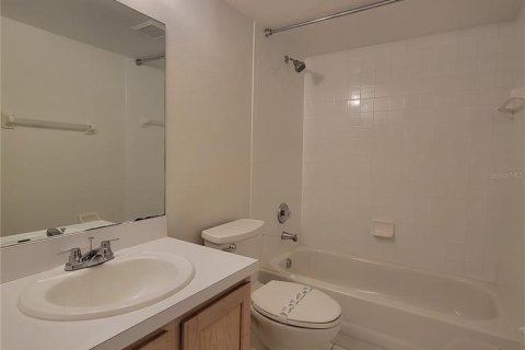 Townhouse in Winter Springs, Florida 3 bedrooms, 135.64 sq.m. № 1869778 - photo 18