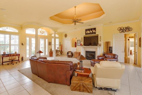 Casa en venta en Leesburg, Florida, 2 dormitorios, 281.87 m2 № 1914756 - foto 4
