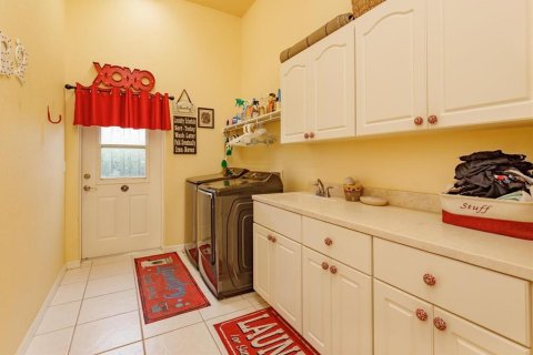 Casa en venta en Leesburg, Florida, 2 dormitorios, 281.87 m2 № 1914756 - foto 21