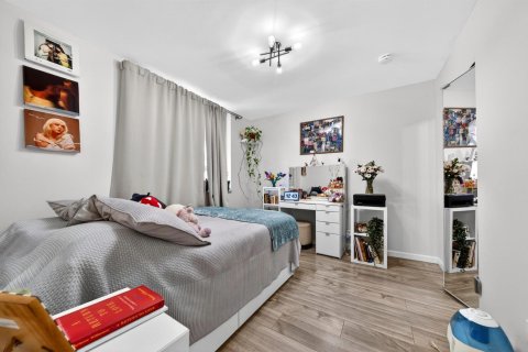 Condominio en venta en Coral Springs, Florida, 2 dormitorios, 83.61 m2 № 2249442 - foto 16