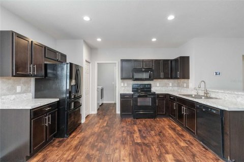 Villa ou maison à louer à Haines City, Floride: 3 chambres, 143.26 m2 № 1843736 - photo 9