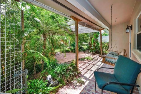House in Clearwater, Florida 2 bedrooms, 141.77 sq.m. № 1849375 - photo 4
