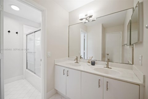 Купить виллу или дом в Уэстон, Флорида 3 спальни, 172.98м2, № 2060545 - фото 16