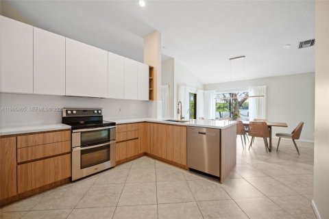 Купить виллу или дом в Уэстон, Флорида 3 спальни, 172.98м2, № 2060545 - фото 4