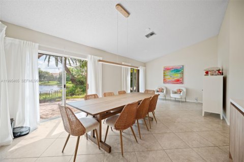 Купить виллу или дом в Уэстон, Флорида 3 спальни, 172.98м2, № 2060545 - фото 5