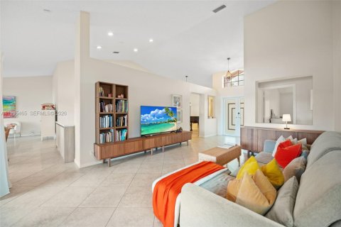 Купить виллу или дом в Уэстон, Флорида 3 спальни, 172.98м2, № 2060545 - фото 8