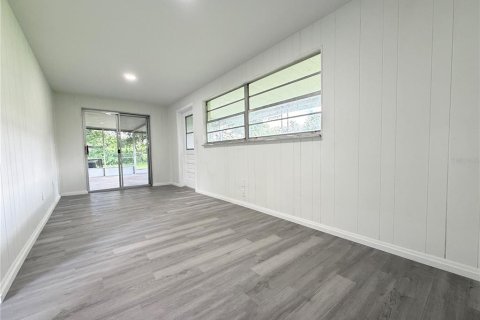 Villa ou maison à vendre à Orlando, Floride: 4 chambres, 133.5 m2 № 2403000 - photo 25