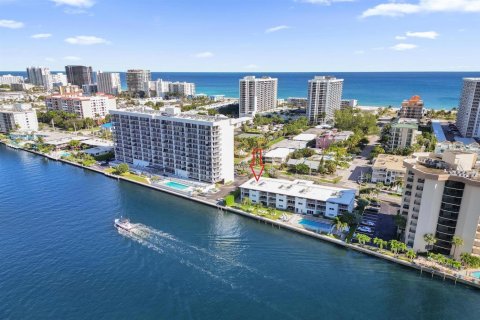 Copropriété à vendre à Pompano Beach, Floride: 1 chambre, 65.03 m2 № 2084571 - photo 3