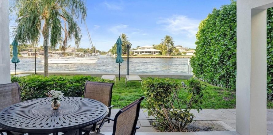 Condo à Pompano Beach, Floride, 1 chambre  № 2084571