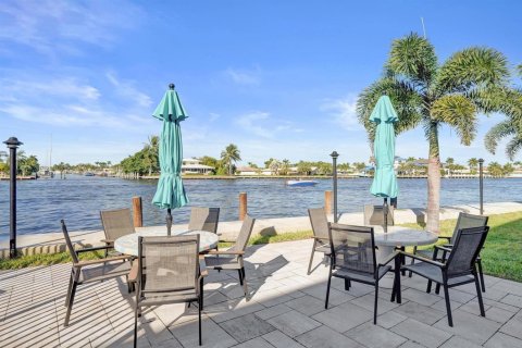 Copropriété à vendre à Pompano Beach, Floride: 1 chambre, 65.03 m2 № 2084571 - photo 24