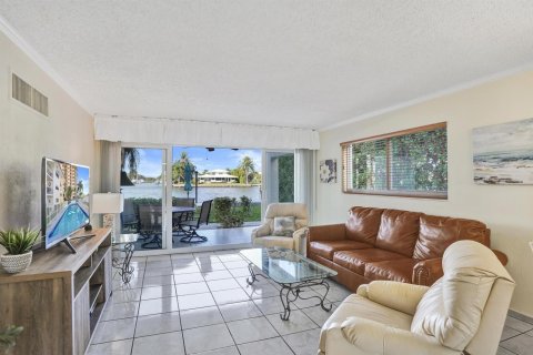 Copropriété à vendre à Pompano Beach, Floride: 1 chambre, 65.03 m2 № 2084571 - photo 5