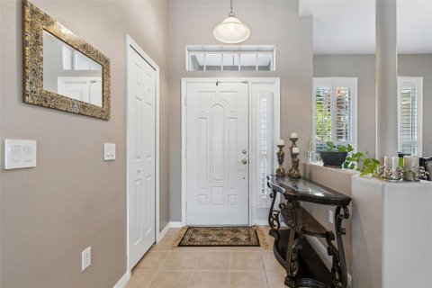 House in Trinity, Florida 4 bedrooms, 218.6 sq.m. № 2092108 - photo 4