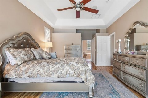 House in Trinity, Florida 4 bedrooms, 218.6 sq.m. № 2092108 - photo 17