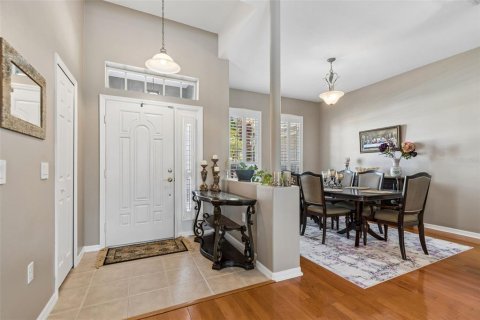 House in Trinity, Florida 4 bedrooms, 218.6 sq.m. № 2092108 - photo 5