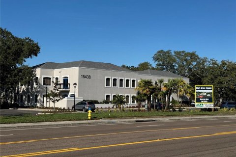 Propiedad comercial en alquiler en Tampa, Florida, 4136.19 m2 № 1106815 - foto 8