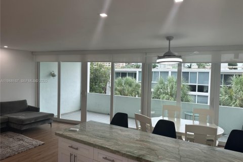 Снять в аренду кондоминиум в Бэл-Харбор, Флорида 1 спальня, 91.6м2, № 2029523 - фото 9