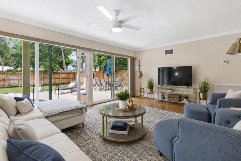 House in Fort Lauderdale, Florida 3 bedrooms, 237.83 sq.m. № 2171539 - photo 6