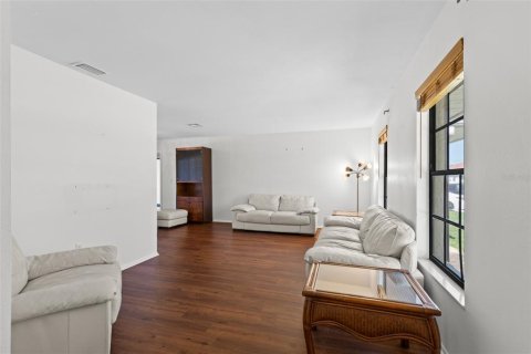 Casa en venta en Punta Gorda, Florida, 2 dormitorios, 133.78 m2 № 2427531 - foto 4