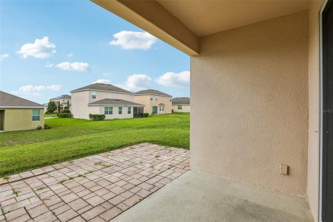 House in Davenport, Florida 4 bedrooms, 169.18 sq.m. № 2126388 - photo 19