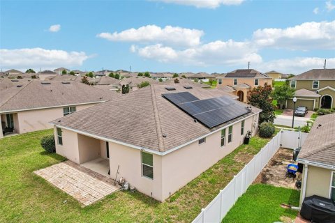 House in Davenport, Florida 4 bedrooms, 169.18 sq.m. № 2126388 - photo 3