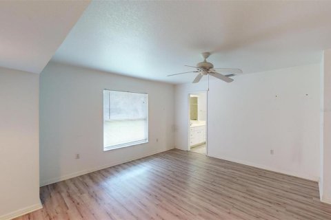 House in Englewood, Florida 3 bedrooms, 150.22 sq.m. № 1746780 - photo 18