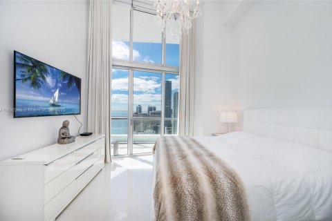 Condo in Miami, Florida, 2 bedrooms  № 2061426 - photo 7