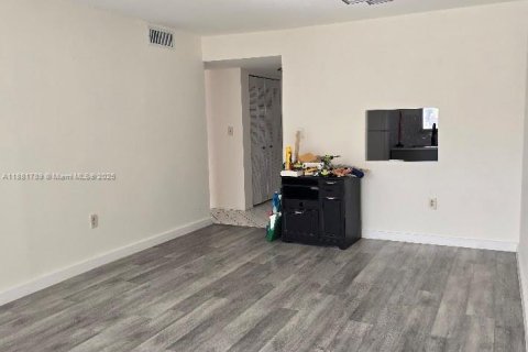 Купить кондоминиум в Санрайз, Флорида 1 спальня, 59.46м2, № 1942456 - фото 20