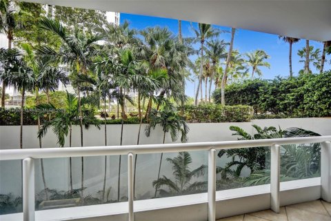 Condo in Aventura, Florida, 3 bedrooms  № 1938102 - photo 24