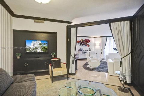 Copropriété à vendre à Aventura, Floride: 3 chambres, 245.26 m2 № 1938102 - photo 10