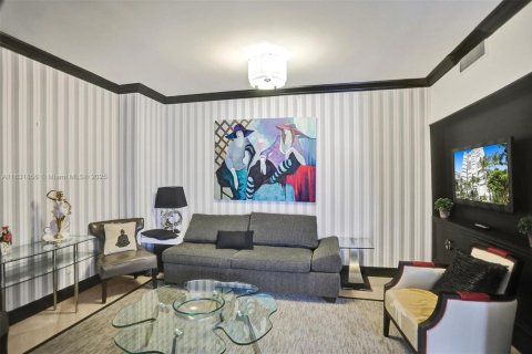 Купить кондоминиум в Авентура, Флорида 3 спальни, 245.26м2, № 1938102 - фото 9