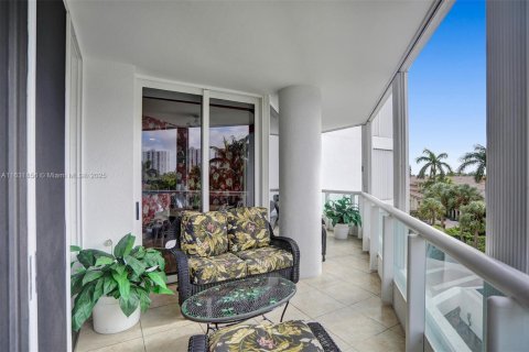 Купить кондоминиум в Авентура, Флорида 3 спальни, 245.26м2, № 1938102 - фото 12