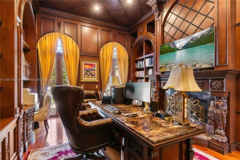 Купить виллу или дом в Уэстон, Флорида 8 спален, 955.5м2, № 1892216 - фото 10