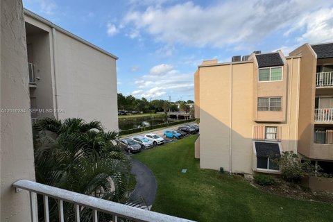 Condo in Miami, Florida, 1 bedroom  № 2073104