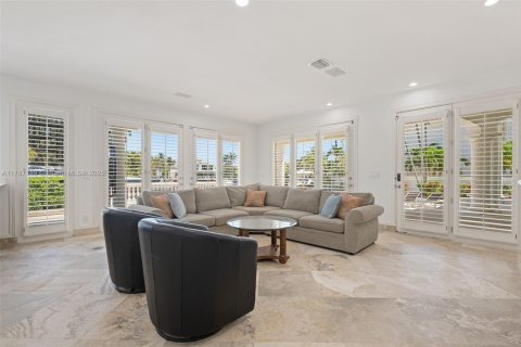 Villa ou maison à vendre à Fort Lauderdale, Floride: 5 chambres, 492.29 m2 № 2018853 - photo 21