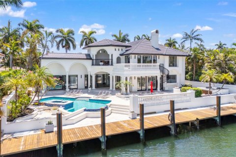 Villa ou maison à vendre à Fort Lauderdale, Floride: 5 chambres, 492.29 m2 № 2018853 - photo 3