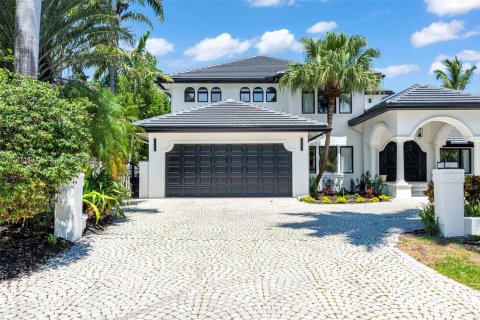 Villa ou maison à vendre à Fort Lauderdale, Floride: 5 chambres, 492.29 m2 № 2018853 - photo 10