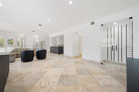 Villa ou maison à vendre à Fort Lauderdale, Floride: 5 chambres, 492.29 m2 № 2018853 - photo 25