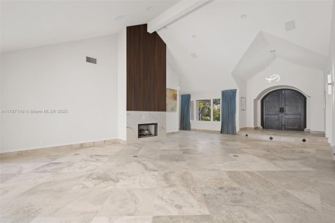 Villa ou maison à vendre à Fort Lauderdale, Floride: 5 chambres, 492.29 m2 № 2018853 - photo 17